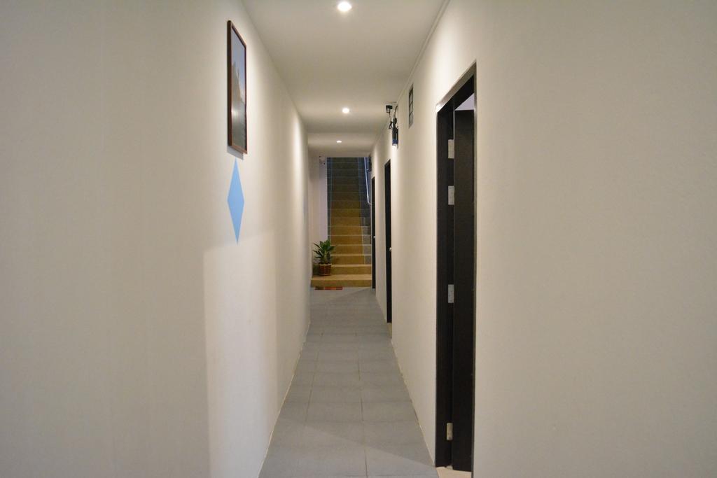 zzeehouse Hotel Ao Nang Buitenkant foto
