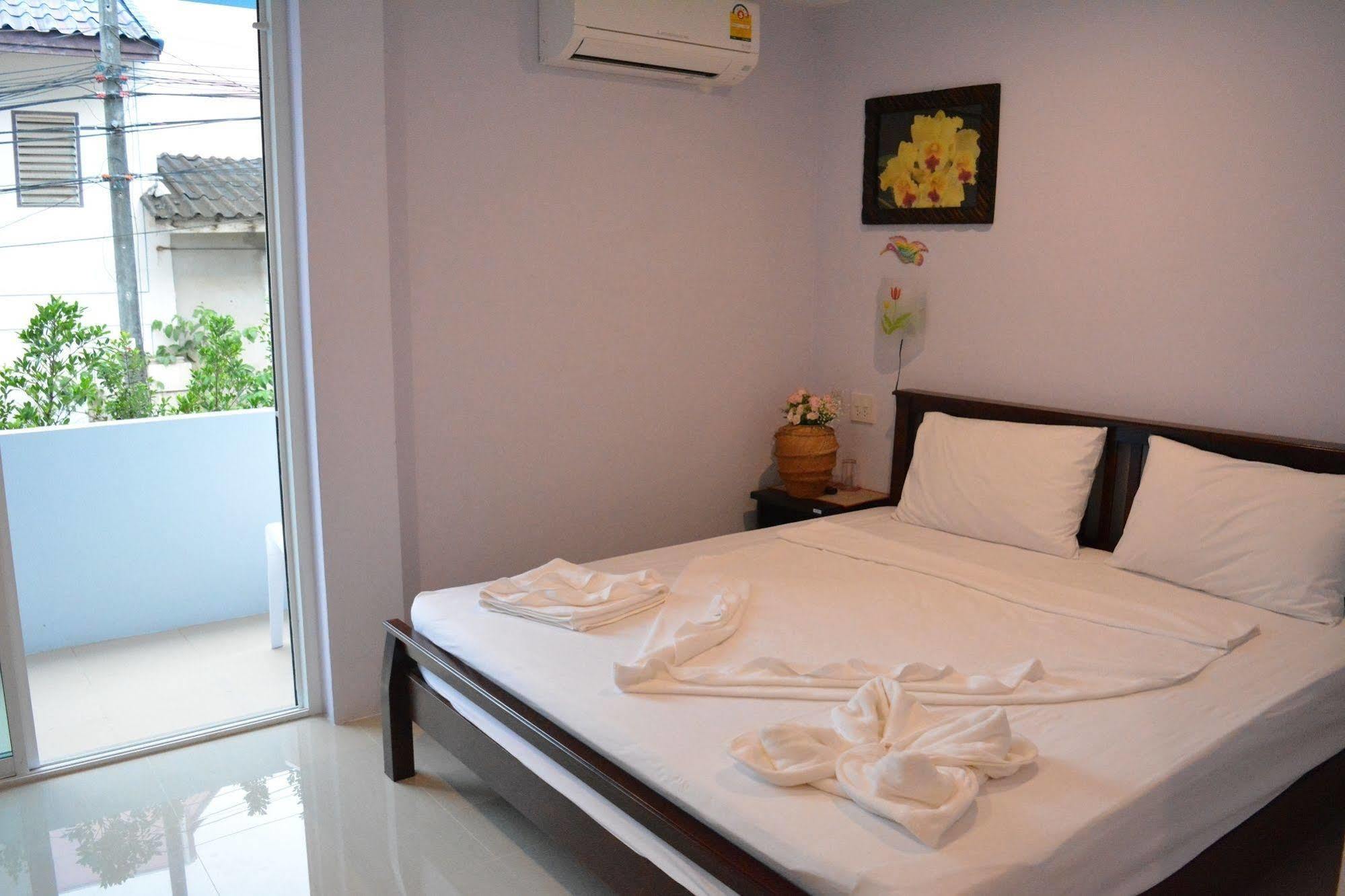 zzeehouse Hotel Ao Nang Buitenkant foto